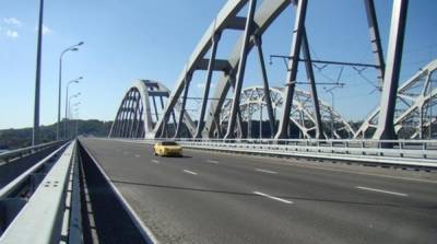 Кабмин выделил средства на достройку Дарницкого моста в Киеве