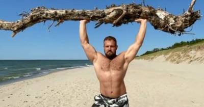 «Безусловно, я не прав»: тяжелоатлет Сарычев — о разрушительной пробежке по дюнам Куршской косы