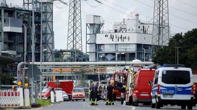 Власти Леверкузена допустили наличие опасных веществ в воздухе из-за взрыва