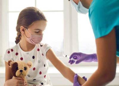 Израиль начал вакцинировать от COVID-19 детей 5-11 лет