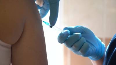 Из-за ошибок при вакцинации в Болгарии умерли десятки тысяч человек - vesti.ru - Болгария