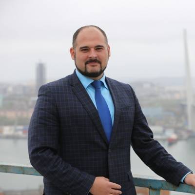 На пост и.о. мэра Владивостока утвержден Константин Шестаков