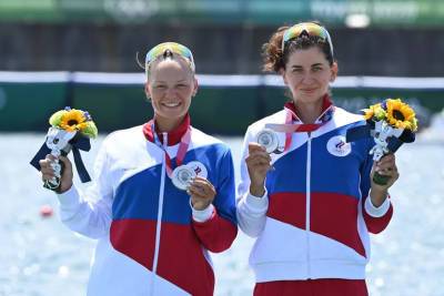 Россиянки Степанова и Орябинская завоевали серебро в академической гребле на Олимпиаде в Токио