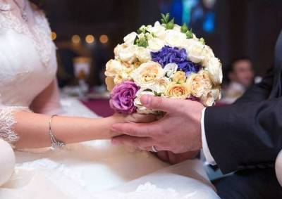 В Азербайджане почти 2 тыс. человек не допустили к участию в свадебных торжествах