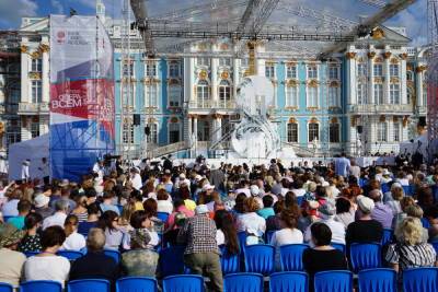Фестиваль «Оперва-всем» проходит в Петербурге под открытым небом