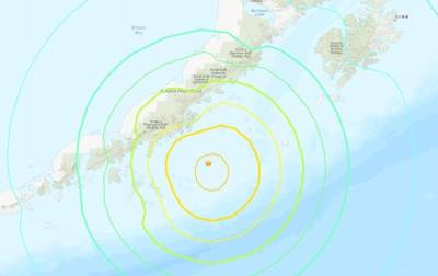 На Аляске мощное землетрясение, объявлена угроза цунами