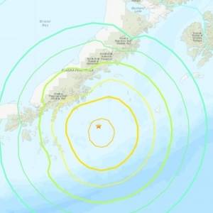 На Аляске объявлена угроза цунами из-за мощного землетрясения