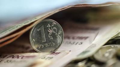 Аналитик спрогнозировала курс рубля в августе