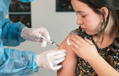 Ошибки при организации вакцинации в Болгарии привели к смерти 10 тыс. человек