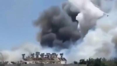 В турецкой провинции Анталья, где бушуют лесные пожары, огонь удалось взять под контроль