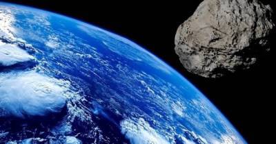 К Земле приближается гигантский астероид: в NASA рассказали, есть ли угроза для планеты