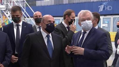 Премьер Михаил Мишустин в Иркутске посетил авиационный завод, где собирают самолет нового поколения МС-21