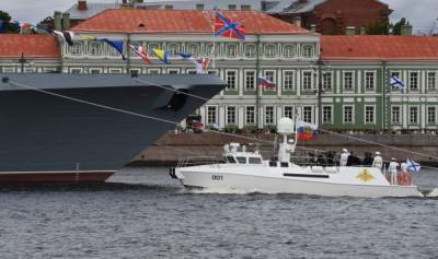 После парада ВМФ в Петербурге не заболел ни один военный