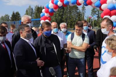 В открытии пришкольного стадиона в Стругах Красных поучаствовал Андрей Турчак