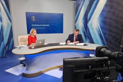 Губернатор Александр Никитин отвечает на вопросы тамбовчан в прямом эфире