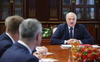 Лукашенко: Я человек деревенский и меня власть не испортила
