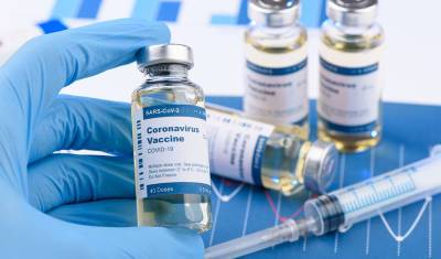Треть врачей против массовой вакцинации от ковида