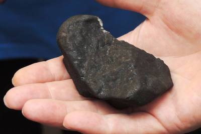 На Камско-Устьинском нефтяном месторождении найдено древнейшее вещество внеземного происхождения
