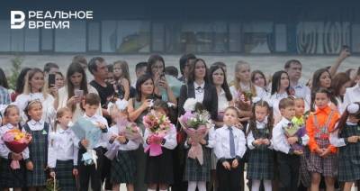 В школы Нижнекамска на День знаний допустят только родителей первоклассников