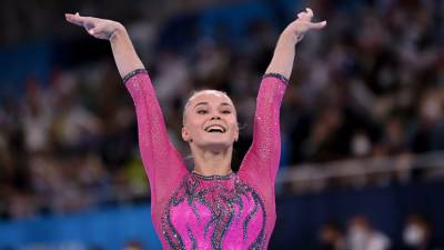 Гимнастка Мельникова завоевала бронзу Олимпиады в личном многоборье