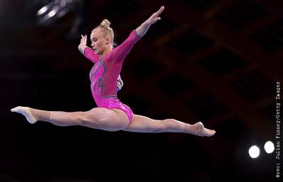 Российская гимнастка Мельникова завоевала бронзу в многоборье