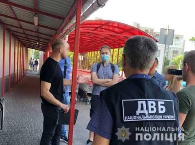 Во Львове полиция разоблачила бюро фальшивых ковид-справок