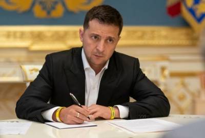 Зеленский подписал закон о развитии института старост в Украине