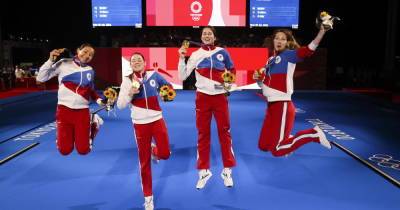 Путин поздравил победивших на Олимпиаде рапиристок