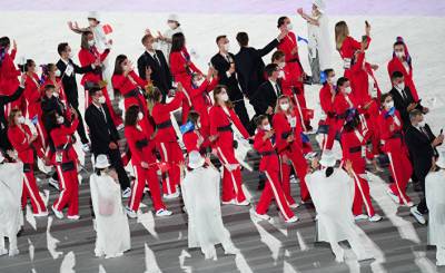 Хнычем за Россию-матушку: разобиженные российские олимпийцы закатили в Токио праздник злорадства (The Daily Beast, США)