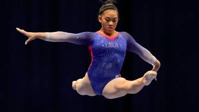 Американская гимнастка Суни Ли завоевала золото в индивидуальном многоборье