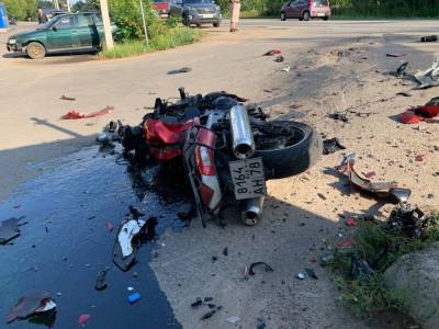 В Кузьмолово мотоциклист и автомобилист не поделили поворот — фото