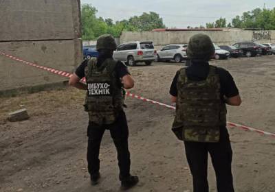 На Луганщине под автомобилем СБУ обнаружили взрывное устройство