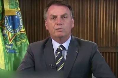 Президент Бразилии назвал варварством меры против COVID-19