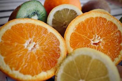 Ученые доказали, что желтые фрукты и овощи снижают риск потери памяти в старости