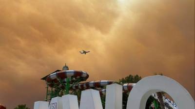 Спасение с «Титаника»: власти Турции признали лесные пожары национальной катастрофой