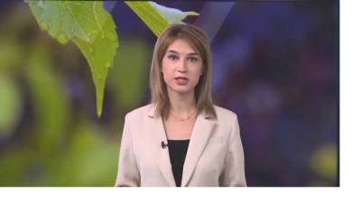 Телеведущая из Уфы продемонстрировала растяжку во время записи прогноза погоды