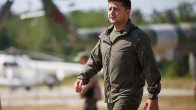 "Ви першими зайшли у Донецький аеропорт": Зеленський приїхав до елітного спецназу ЗСУ