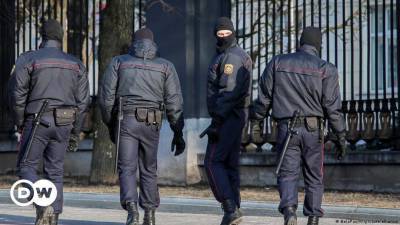 Арест экспертов в Минске: ответ на санкции ЕС?
