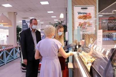 Торговый центр на правобережье Красноярска проверили на соблюдение мер по противодействию коронавирусной инфекции