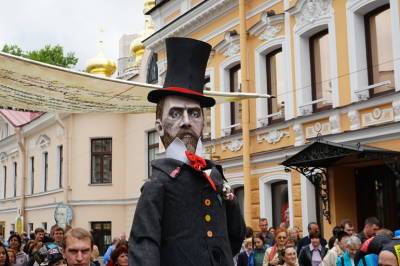 В Петербурге День Достоевского отметят водным представлением и экскурсиями