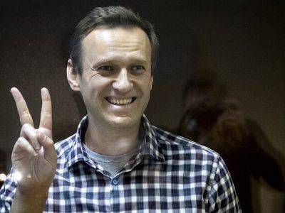 Навальный рассказал о дошедших до него пакетах с письмами