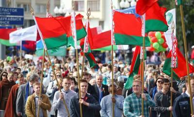 Поздравление Гродненского горисполкома и Гродненского городского Совета депутатов с Днем Независимости Беларуси