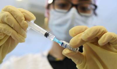 Прививка от коронавируса: как проходит вакцинация в Латвии