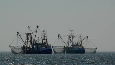 Тонущие украинские рыбаки отказались от помощи российского флота