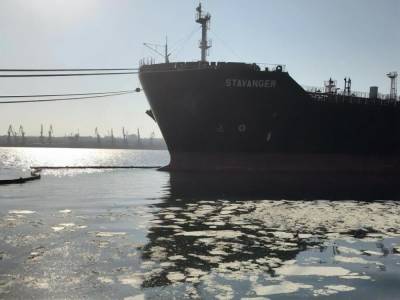 СБУ сообщила о подозрении члену экипажа иностранного судна. Из-за его действий в Черное море попали тонны пальмового масла