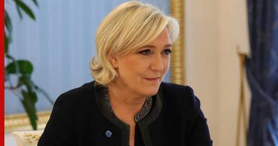 Марин Ле Пен покинула пост лидера партии «Национальное объединение»