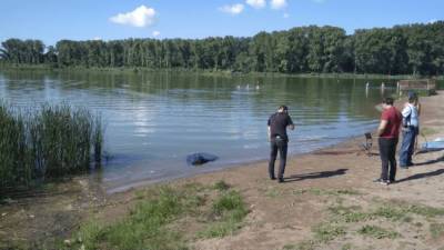 Утром в Башкирии на озере обнаружили труп мужчины