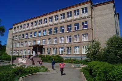 В пермских школах опубликованы приказы о зачислении в первые классы