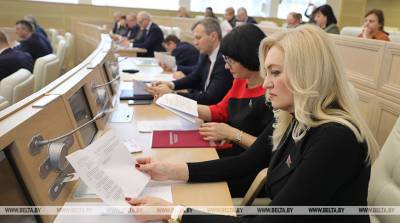 Народное единство крайне важно во время политического и экономического давления на Беларусь - мнение
