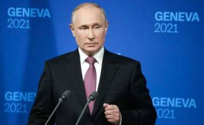 Путин утвердил стратегию нацбезопасности. Будут укреплять «братские связи» с Украиной
